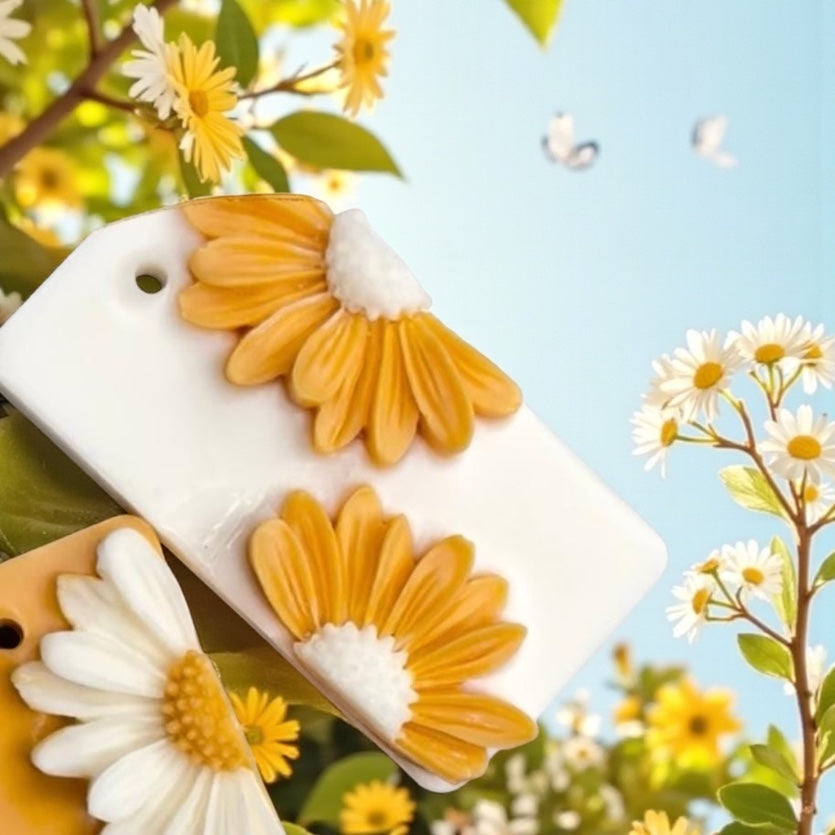Daisy Glow